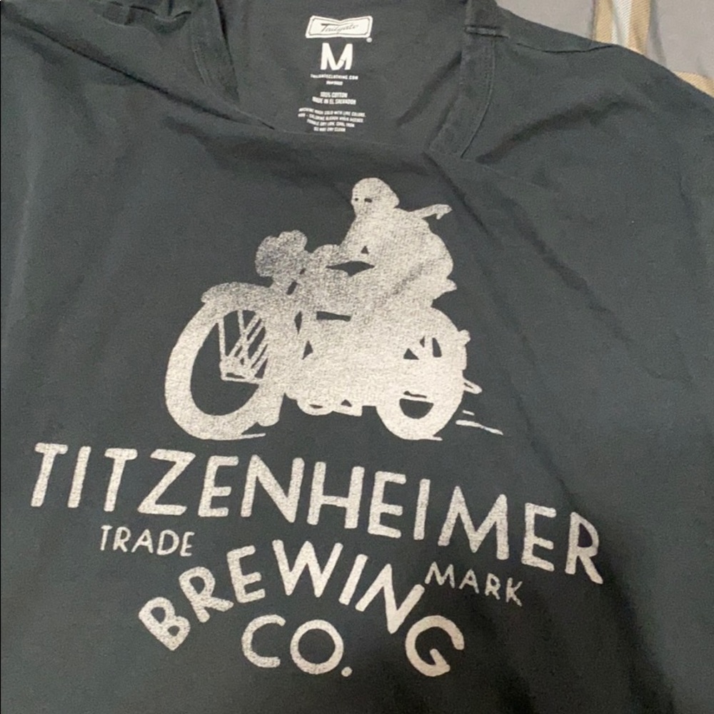 short sleeve tee  shirt